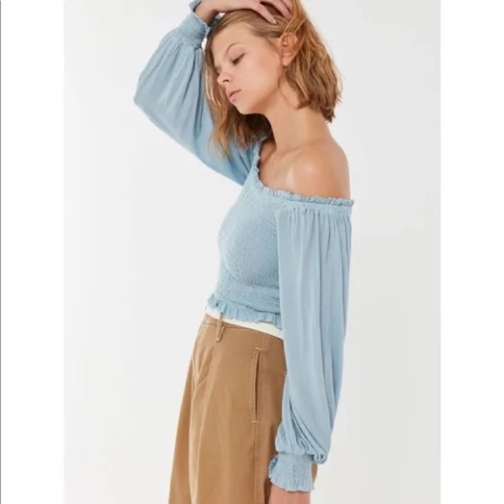 Urban Outfitters Tops Uo Selena Smocked Off The Shoulder Crop Top, Size S